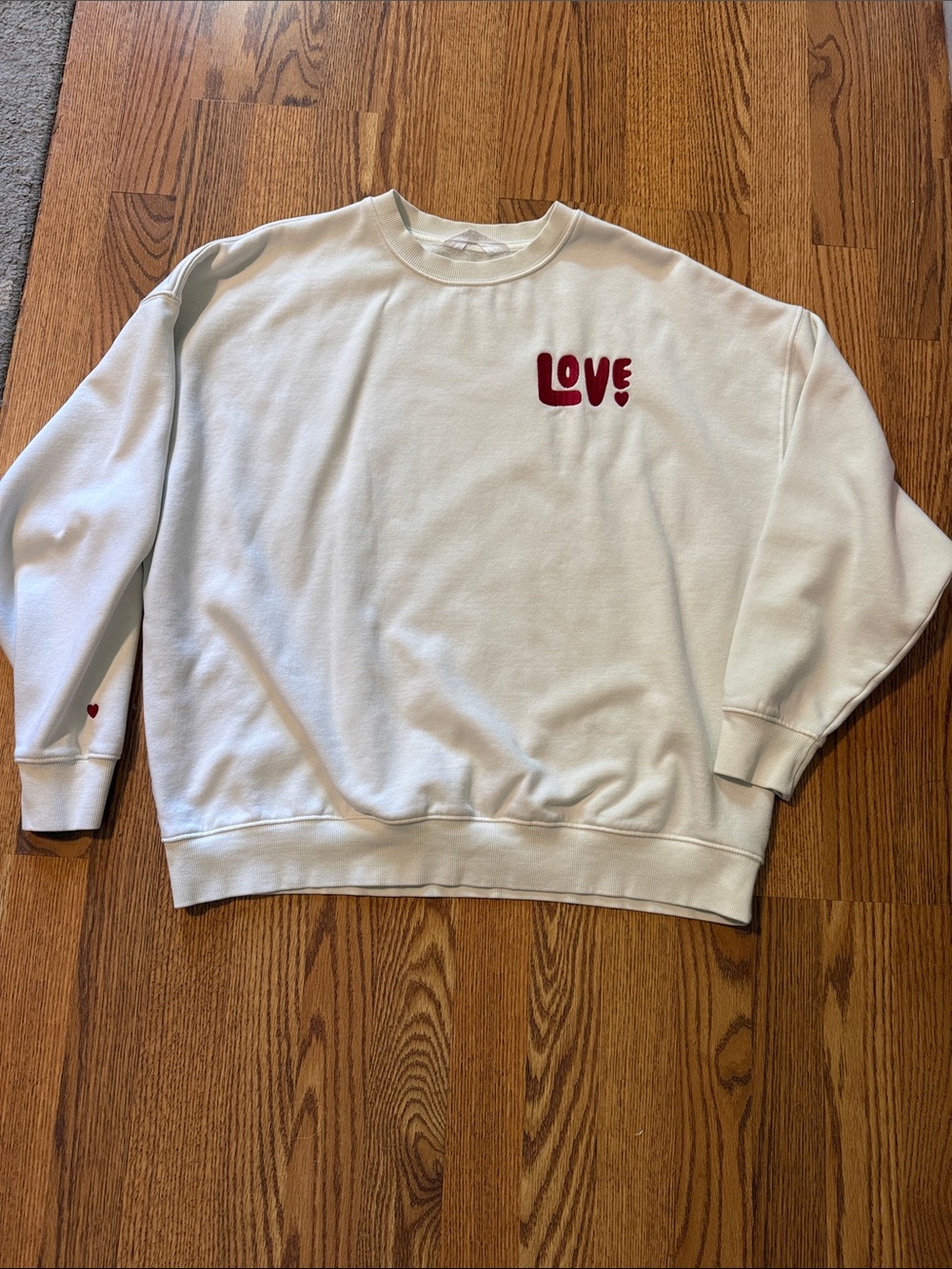Love sweatshirt